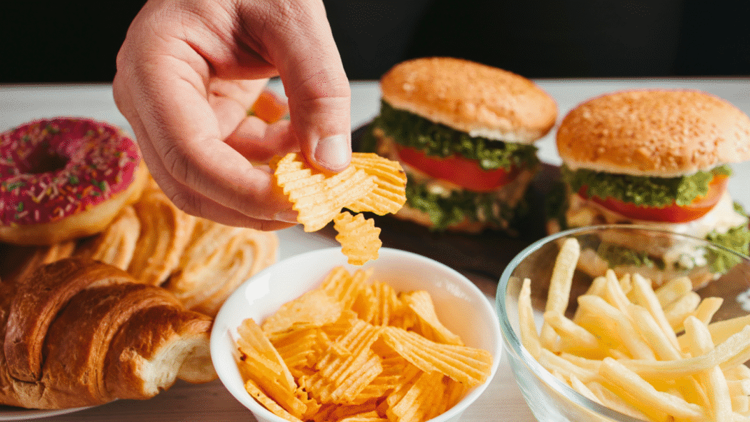 Hambre emocional Razones por las que una persona come por estrés